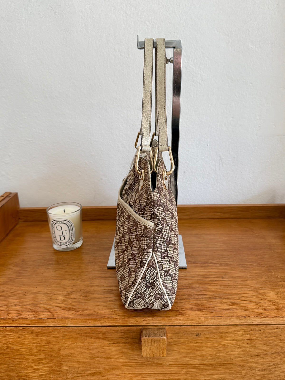 GUCCI GG MONOGRAM SHOULDER BAG