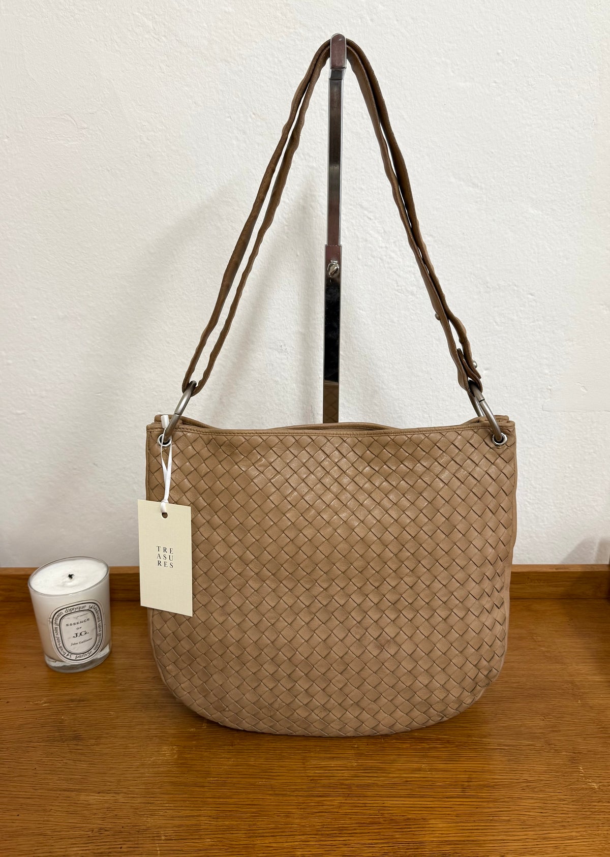 BOTTEGA VENETA INTRECCIATO SHOULDER BAG