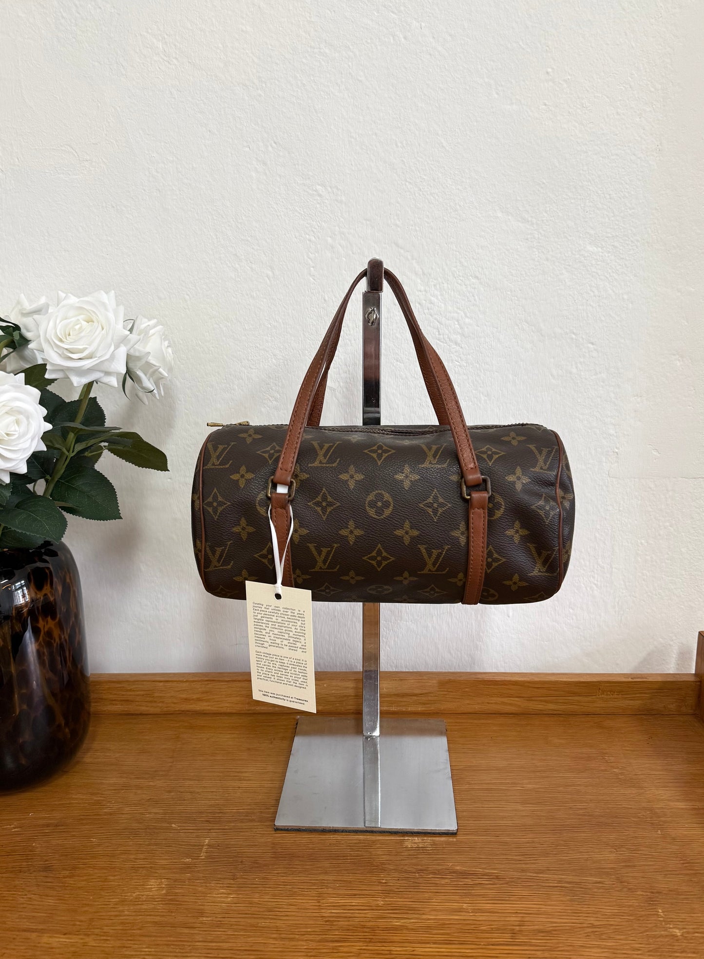 LV PAPILLON 26
