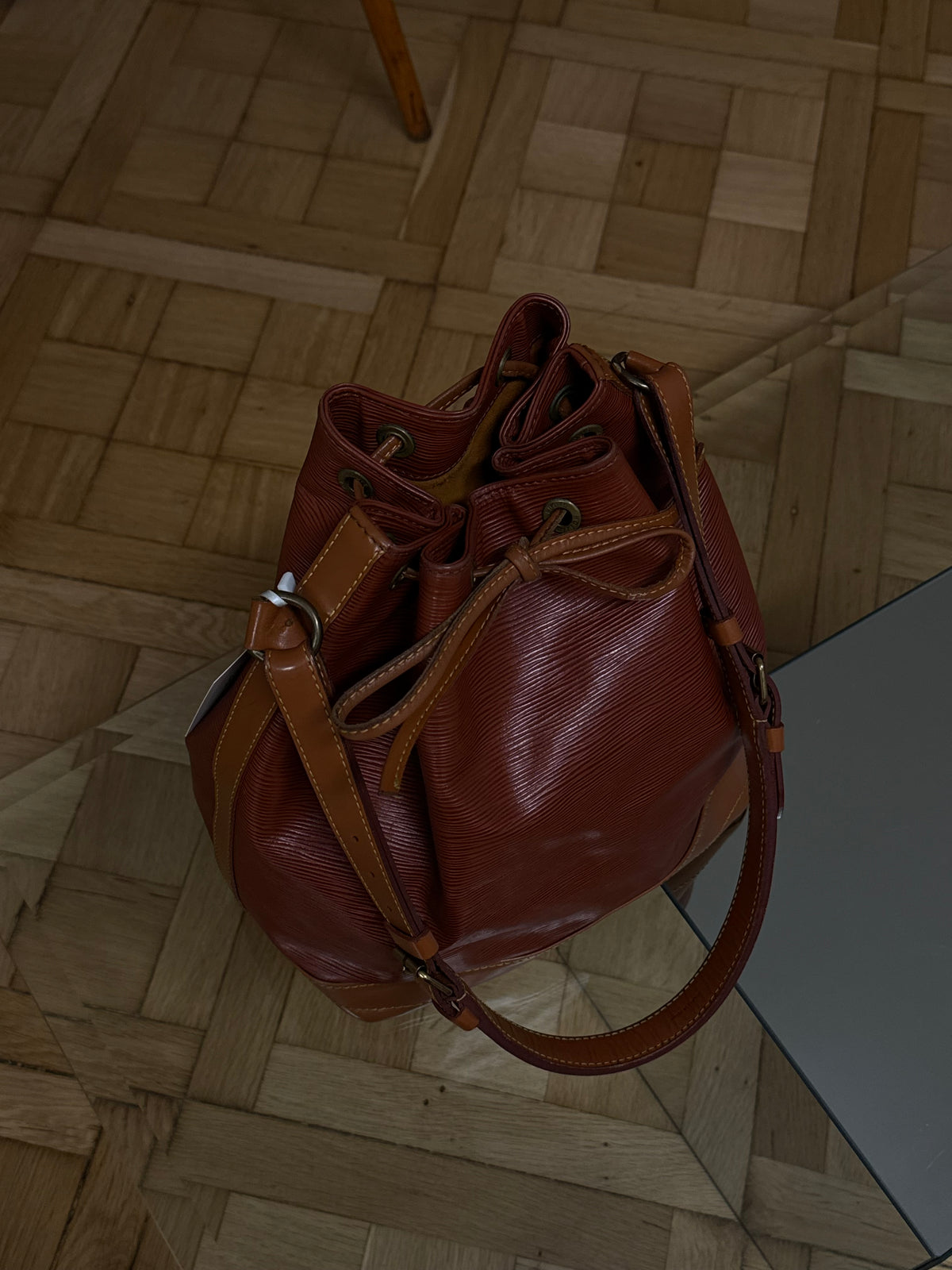 LOUIS VUITTON EPI NOÉ BROWN BUCKET BAG