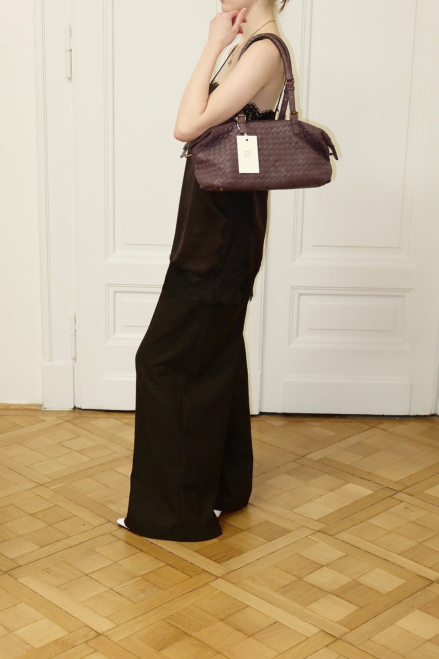 BOTTEGA VENETA INTRECCIATO SHOULDER BAG