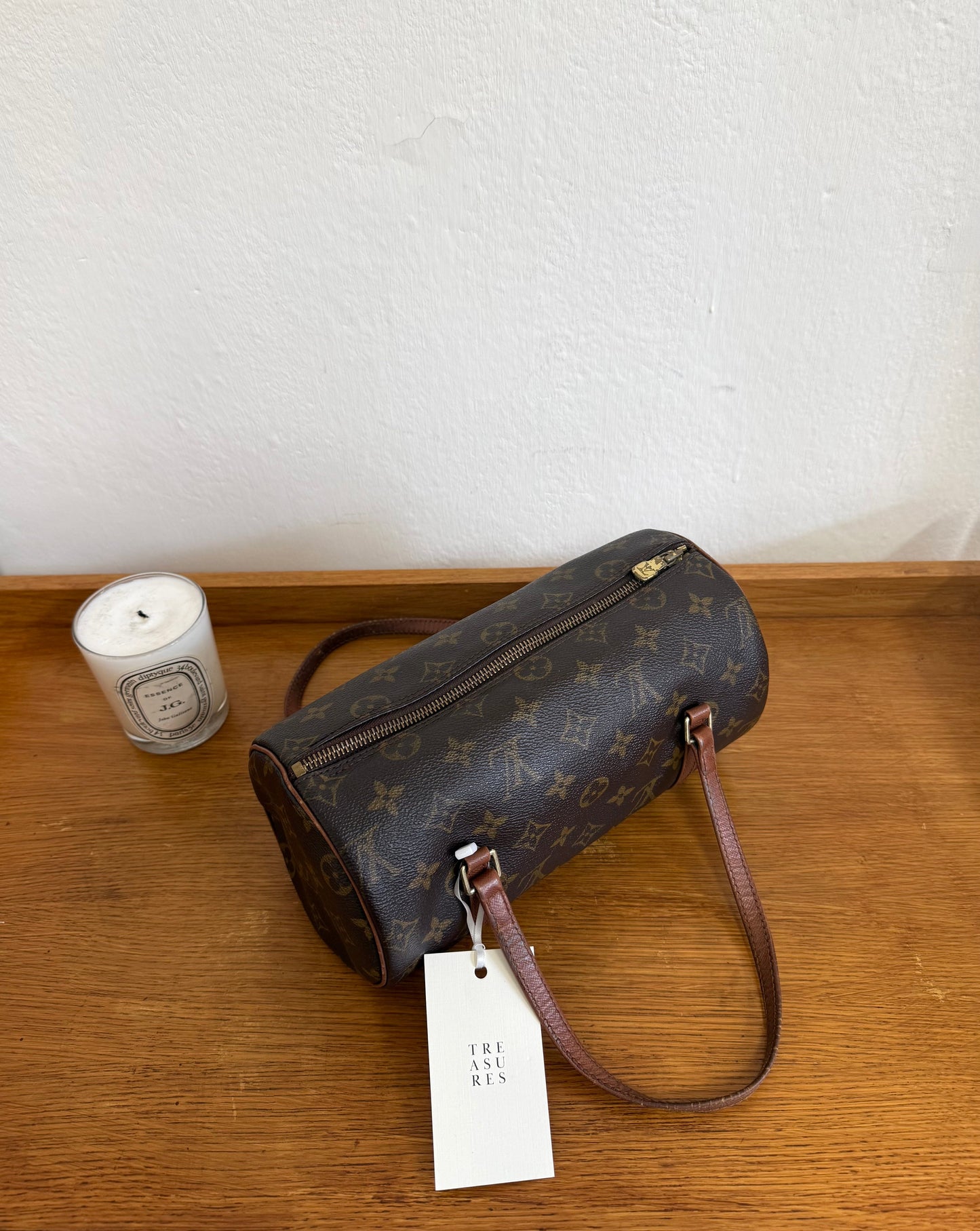 LV PAPILLON 26