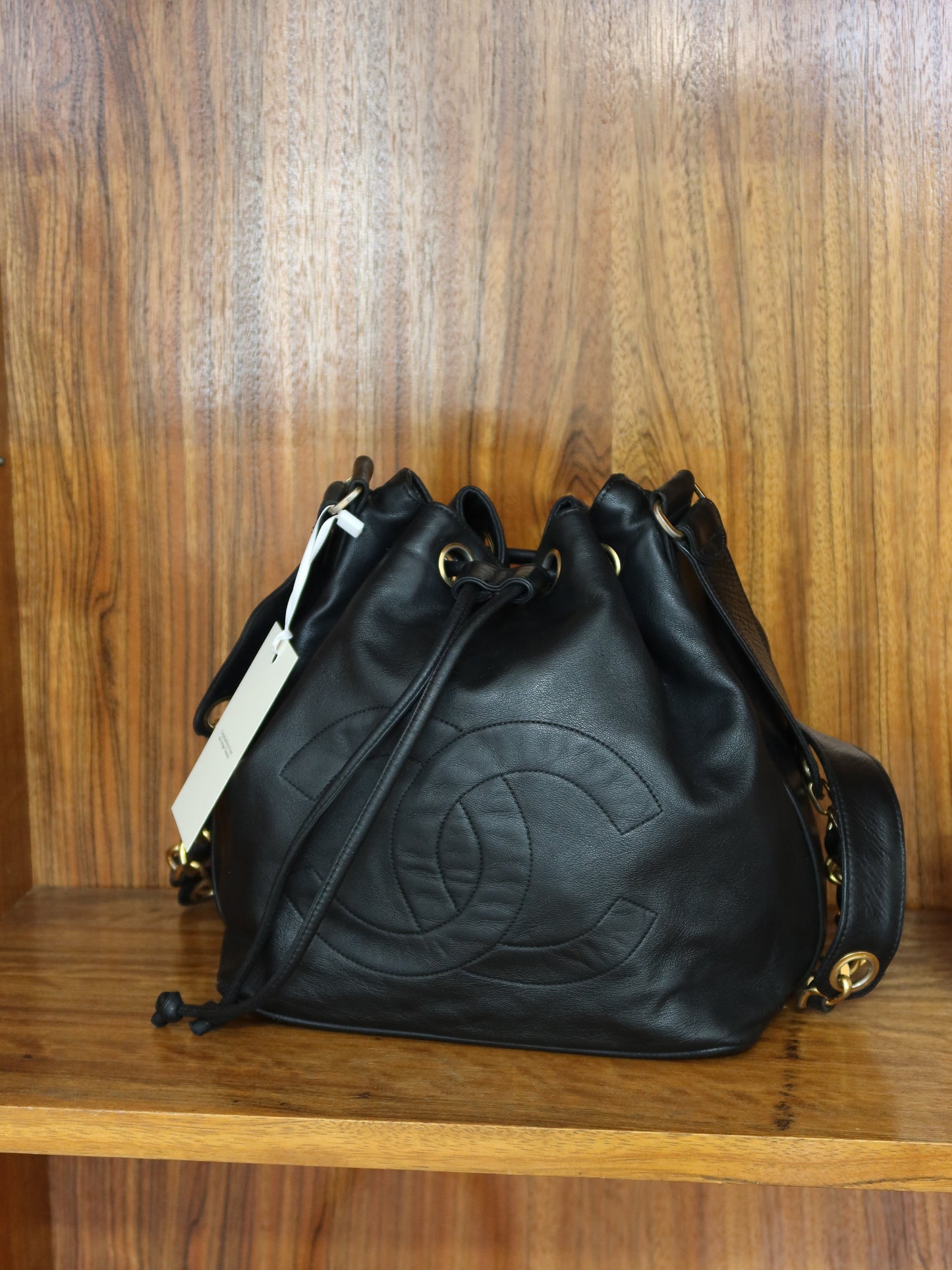 CHANEL BUCKET BAG CC LOGO & POUCH