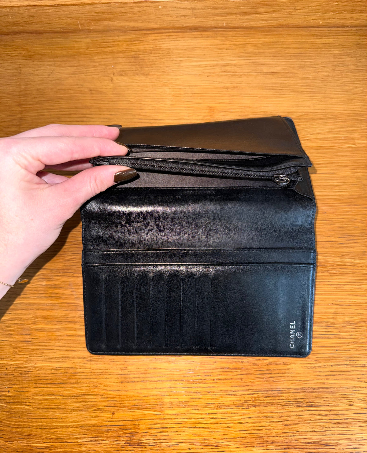 CHANEL CAMELLIA WALLET BLACK SERIES 11