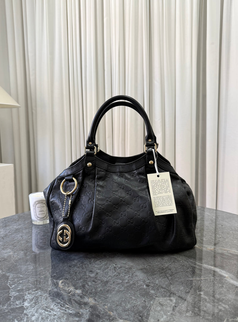Gucci Sukey tote z černé Guccissima kůže se zlatým hardwarem – Treasures Prague