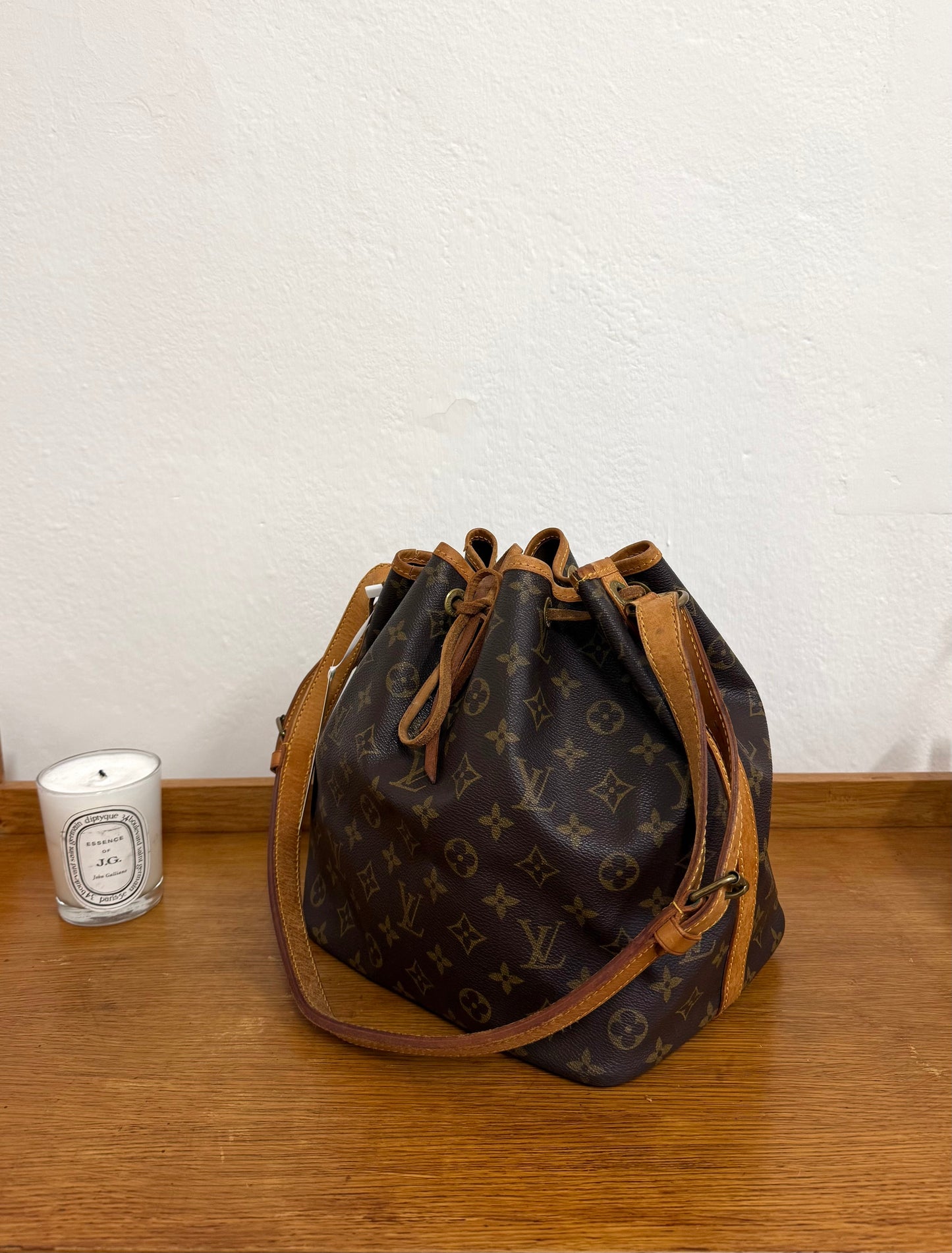 LV PETIT NOÉ MONOGRAM