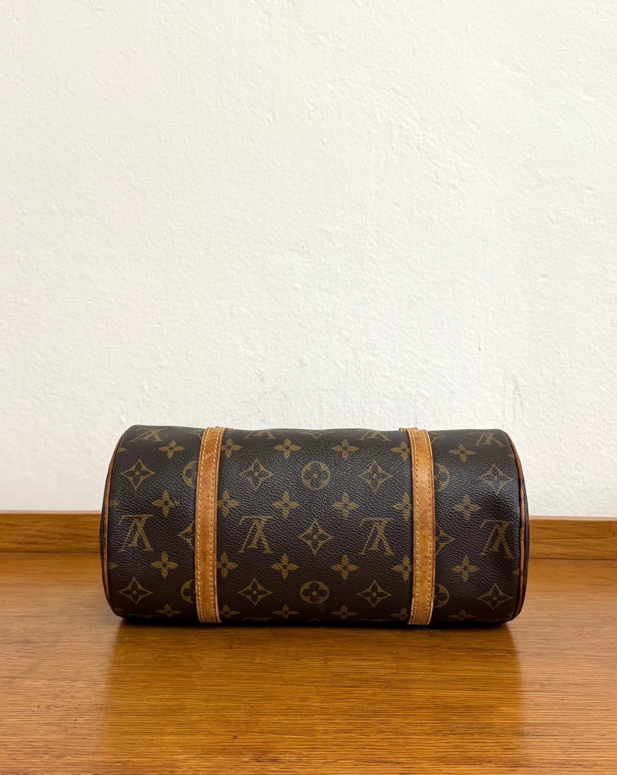 LV PAPILLON 26