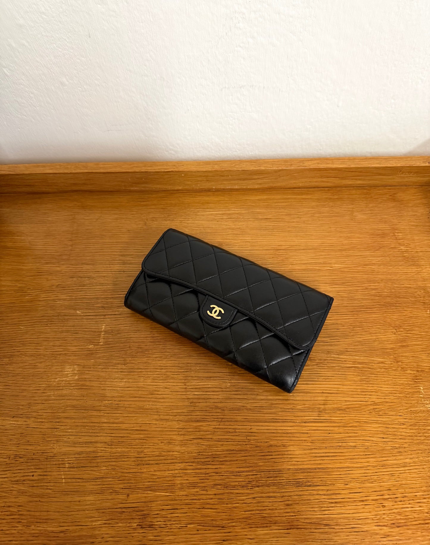 CHANEL LONG WALLET LAMBSKIN BLACK SERIES 24