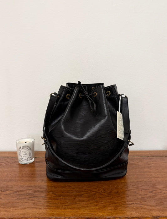 LV Epi Noé Black Bucket Bag