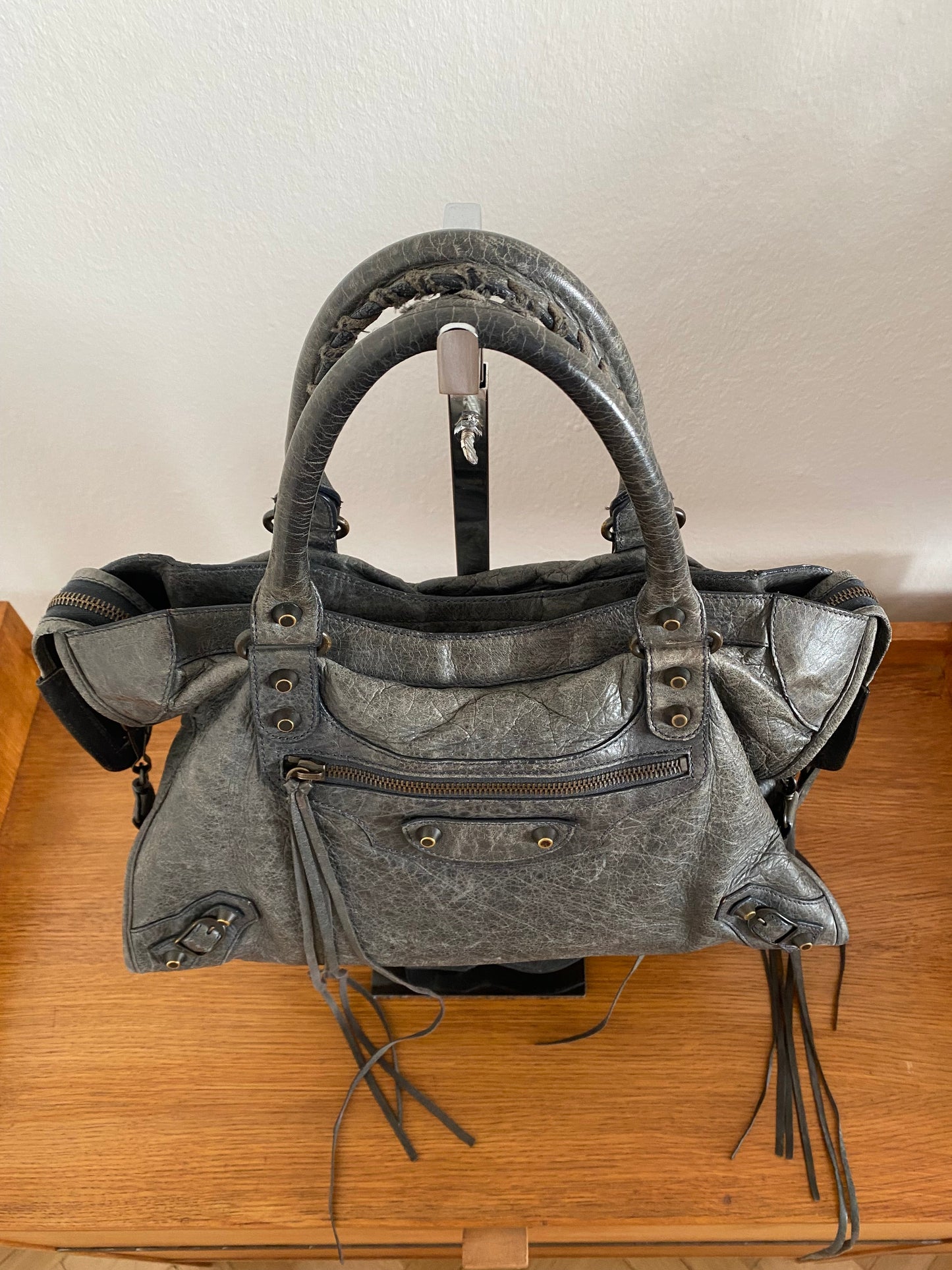 BALENCIAGA CITY BAG IN DARK GREY
