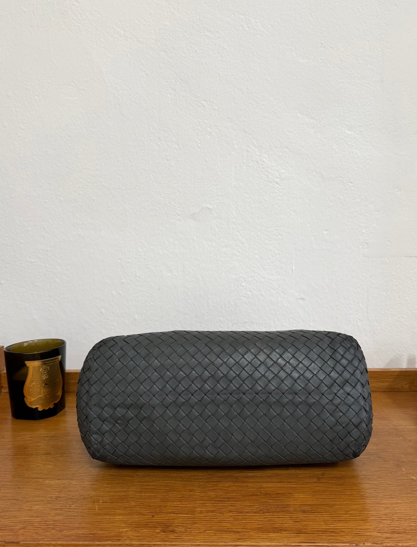 BOTTEGA VENETA INTRECCIATO SHOULDER BAG GREY