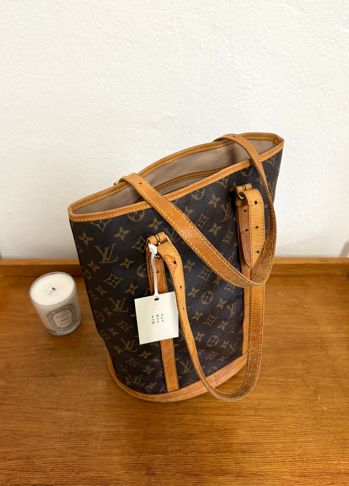 LV BUCKET GM MONOGRAM BAG