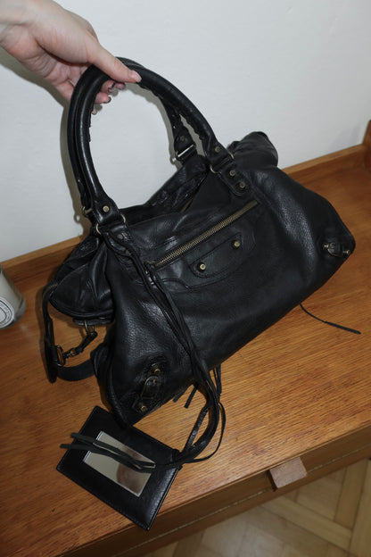 BALENCIAGA CITY BAG IN BLACK GOLD PATINA HW