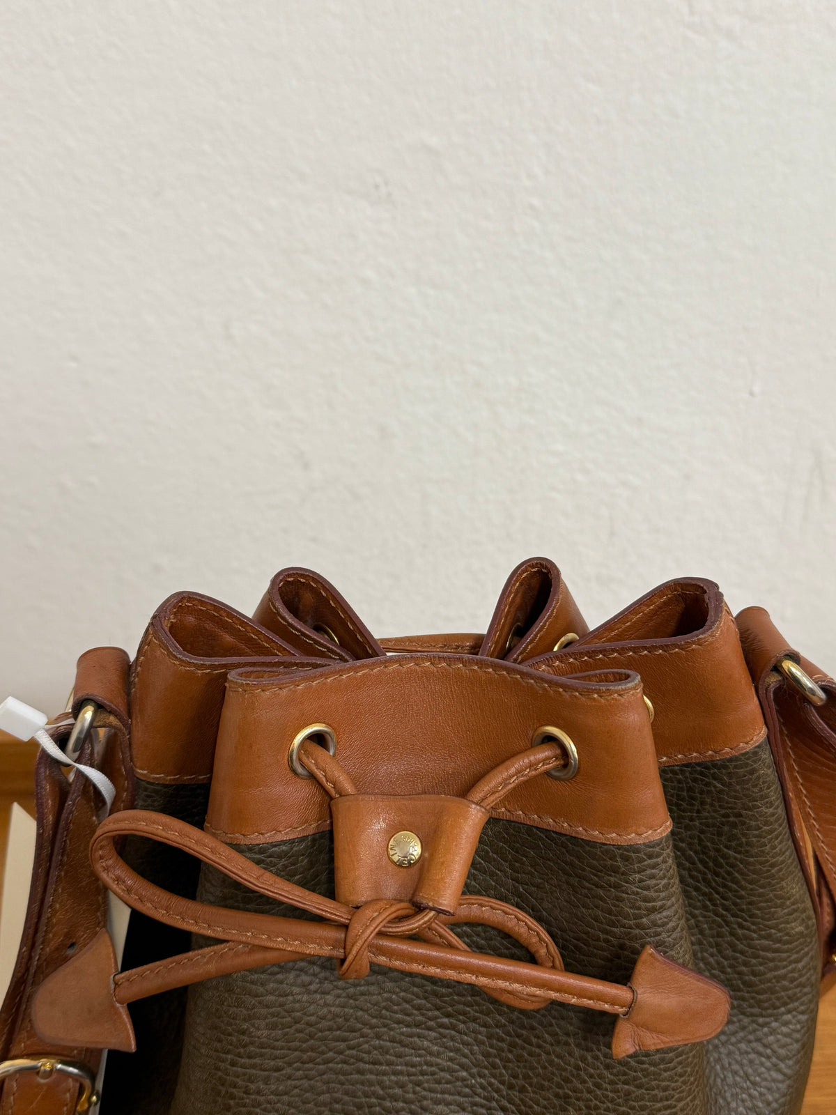 CELINE TRIOMPHE BUCKET BAG