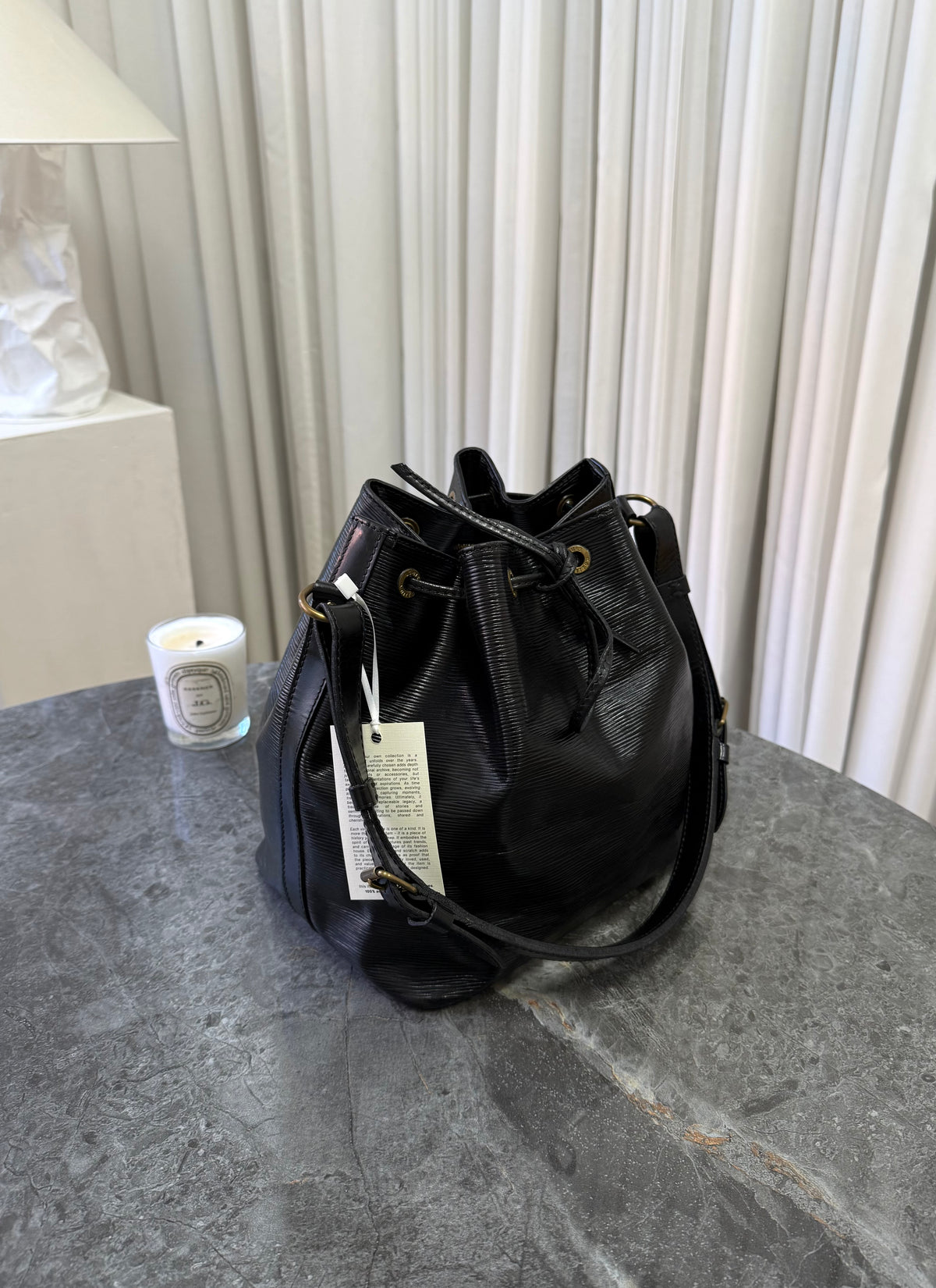 Louis Vuitton Petit Noé z černé Epi kůže, bucket bag, foto 8