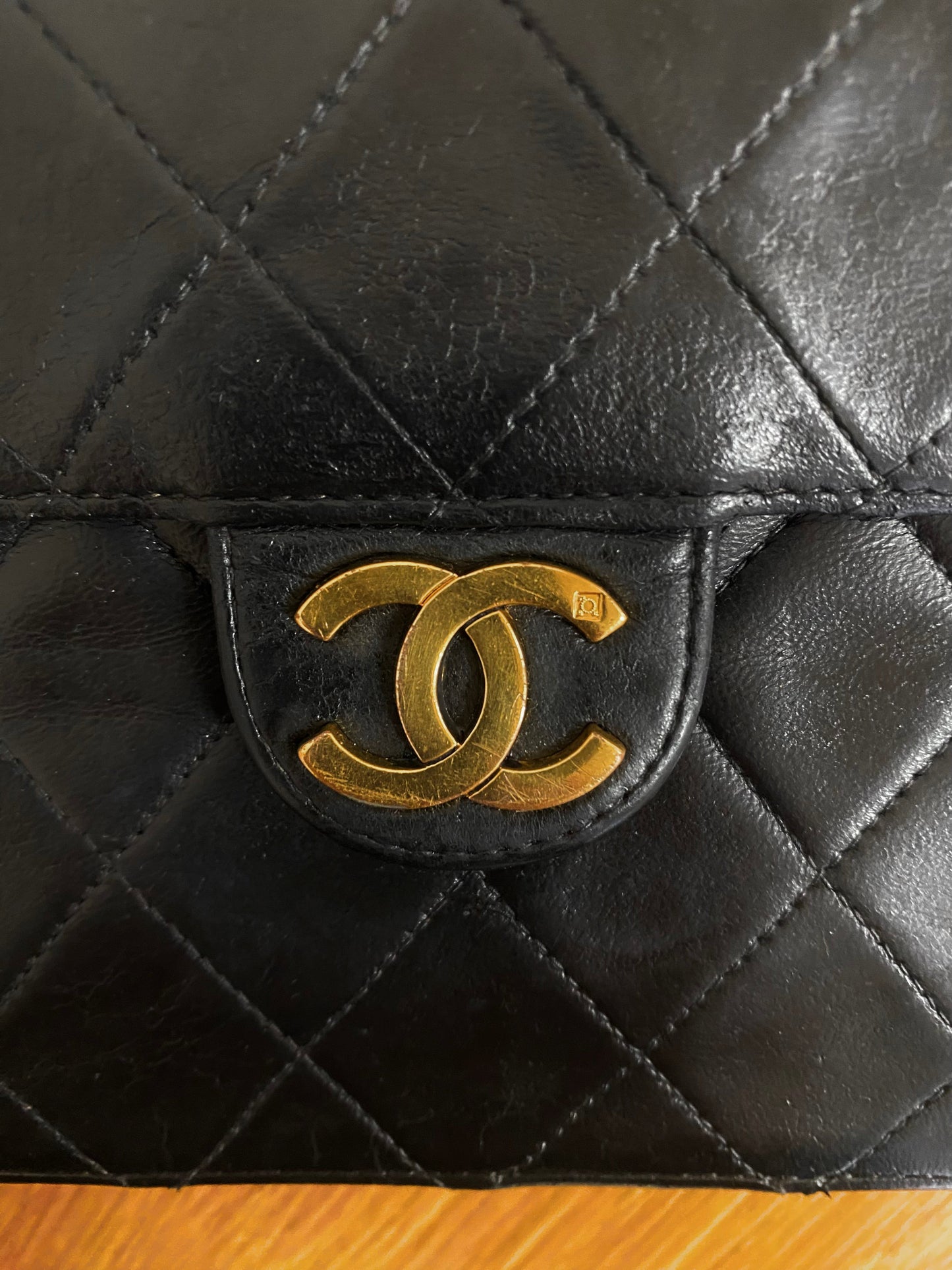 CHANEL CLASSIC SINGLE FLAP