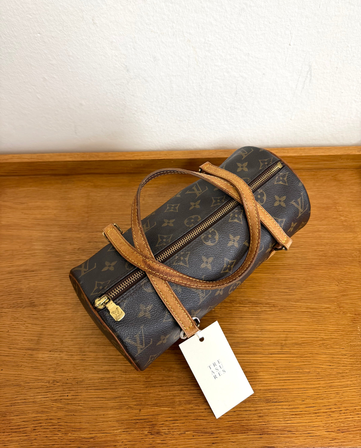 LV PAPILLON 26