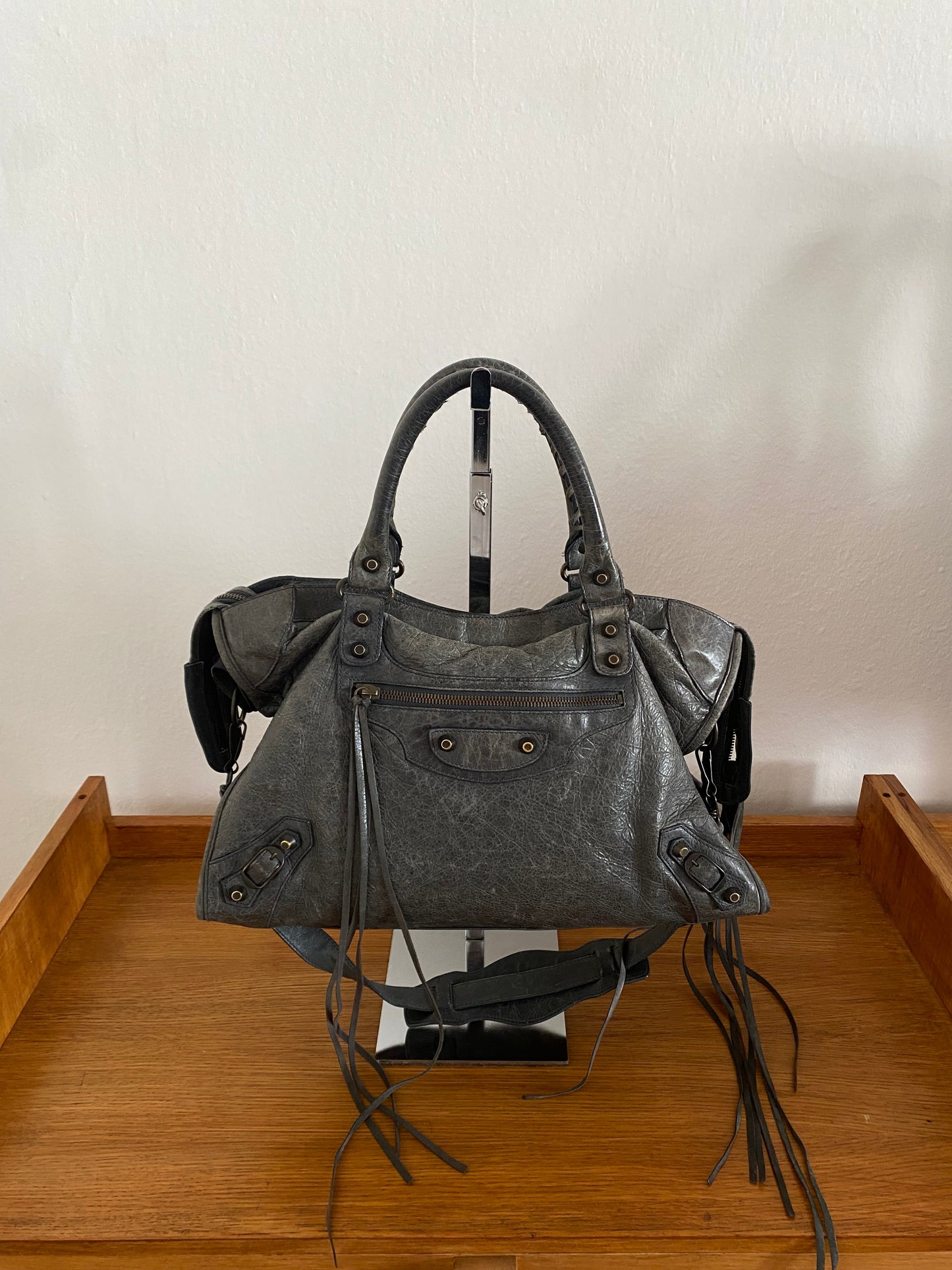 BALENCIAGA CITY BAG IN DARK GREY