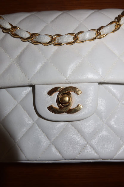 CHANEL DOUBLE FLAP BAG SMALL IN WHITE