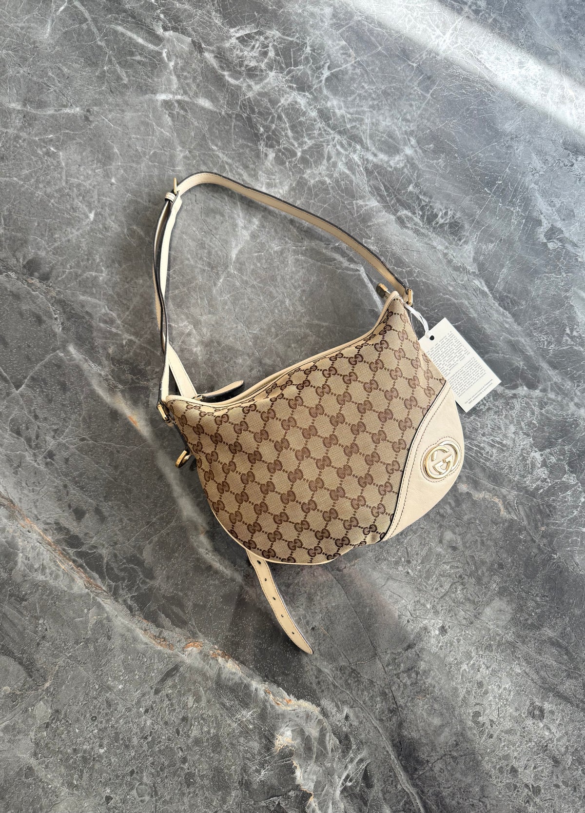Gucci Sukey crossbody bag in GG canvas with gold hardware, photo 8
