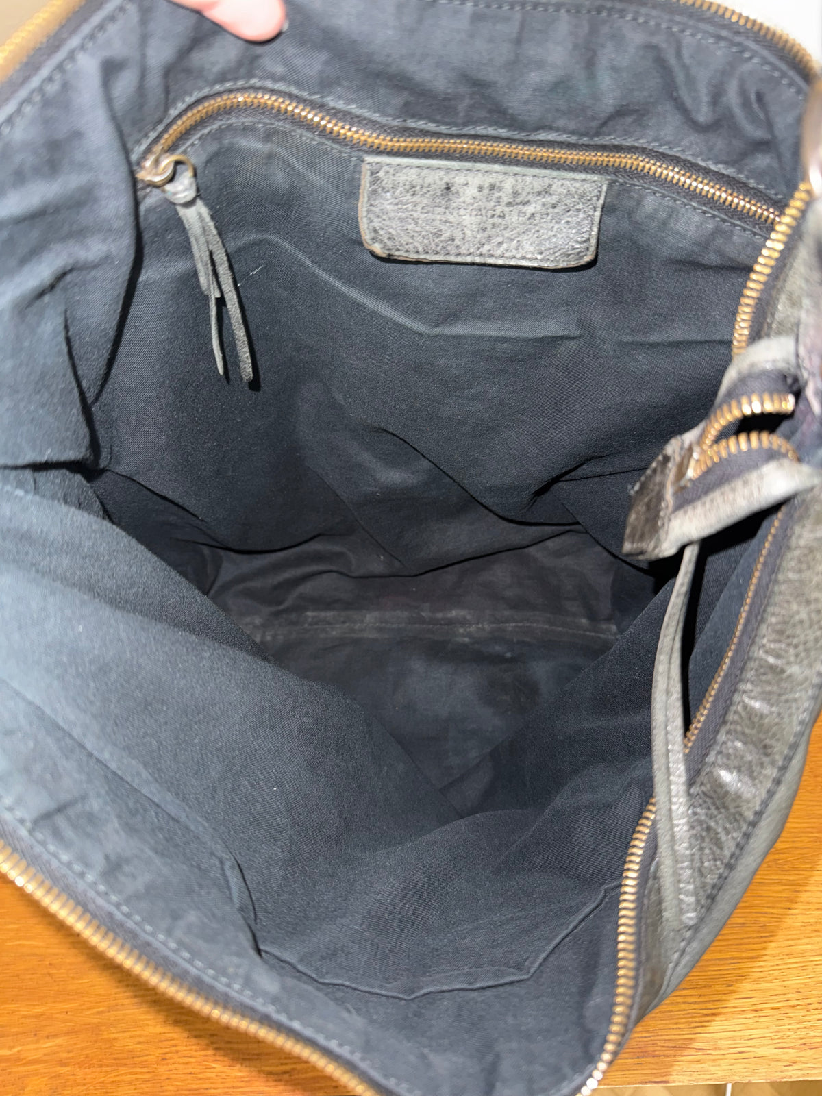 BALENCIAGA SHOULDER BAG